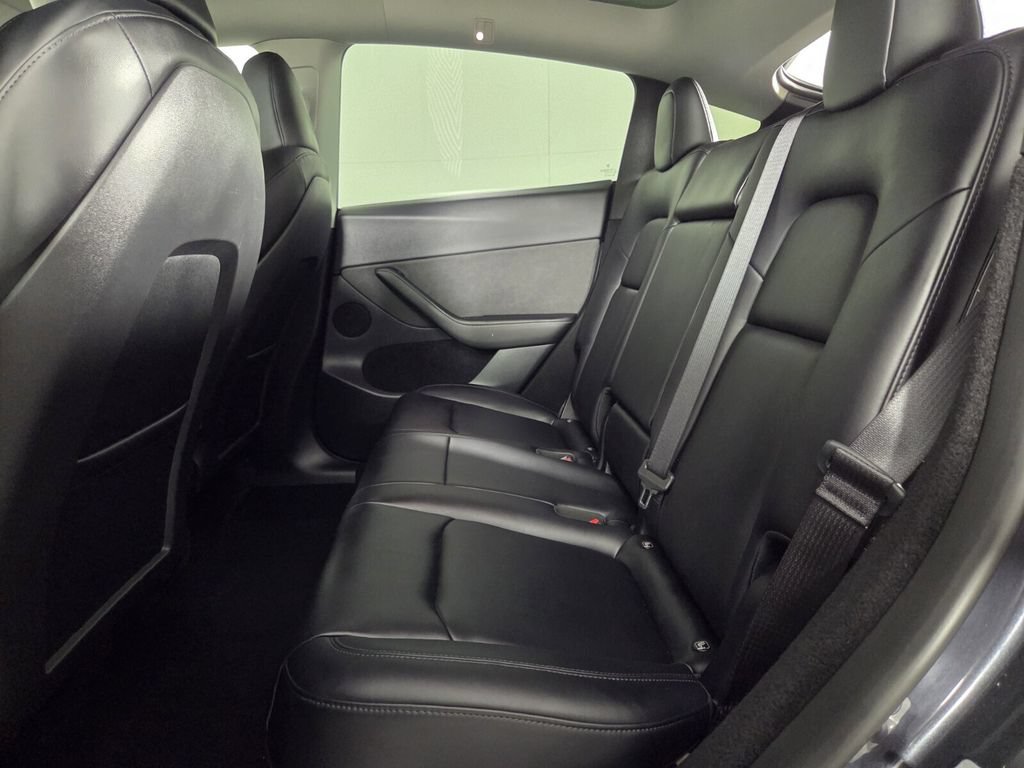 Used 2024 Tesla Model Y Performance AWD/4WD image 22