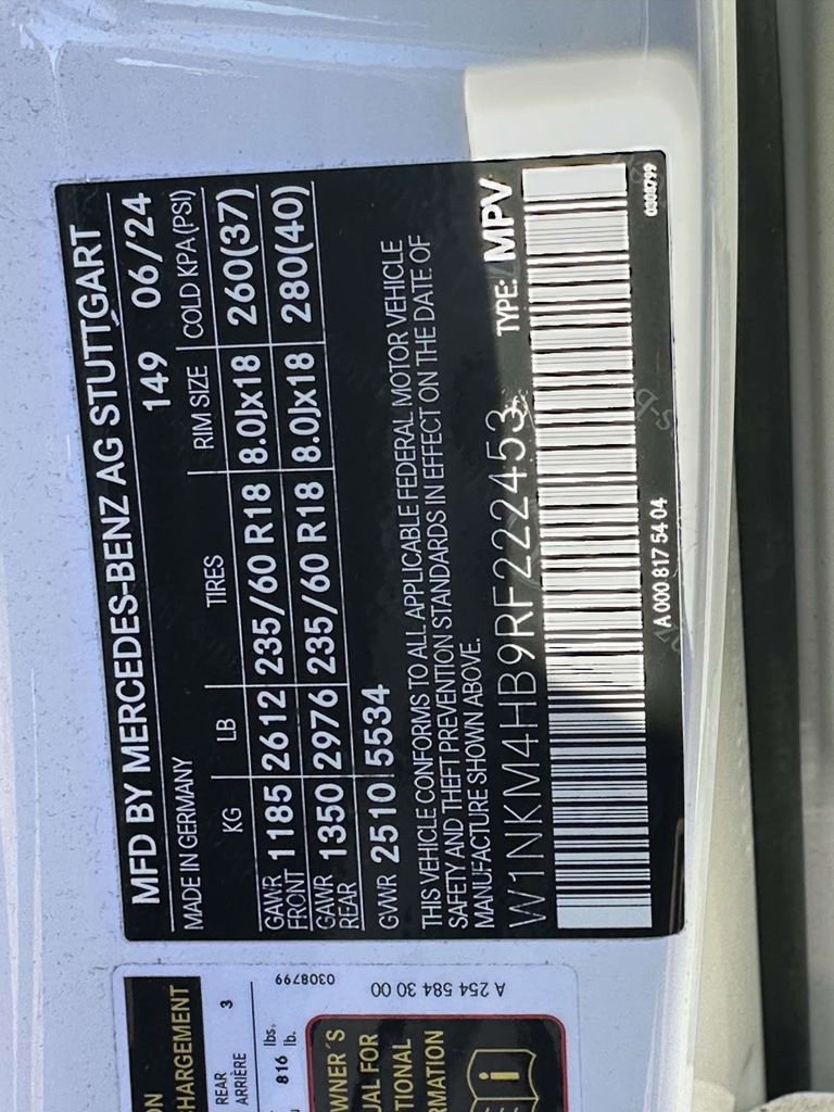 Used 2024 Mercedes-Benz GLC 300 4MATIC image 34