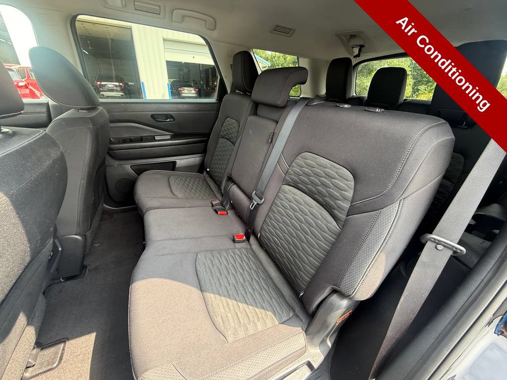 Used 2023 Nissan Pathfinder SV w/ Cargo Package AWD/4WD image 30