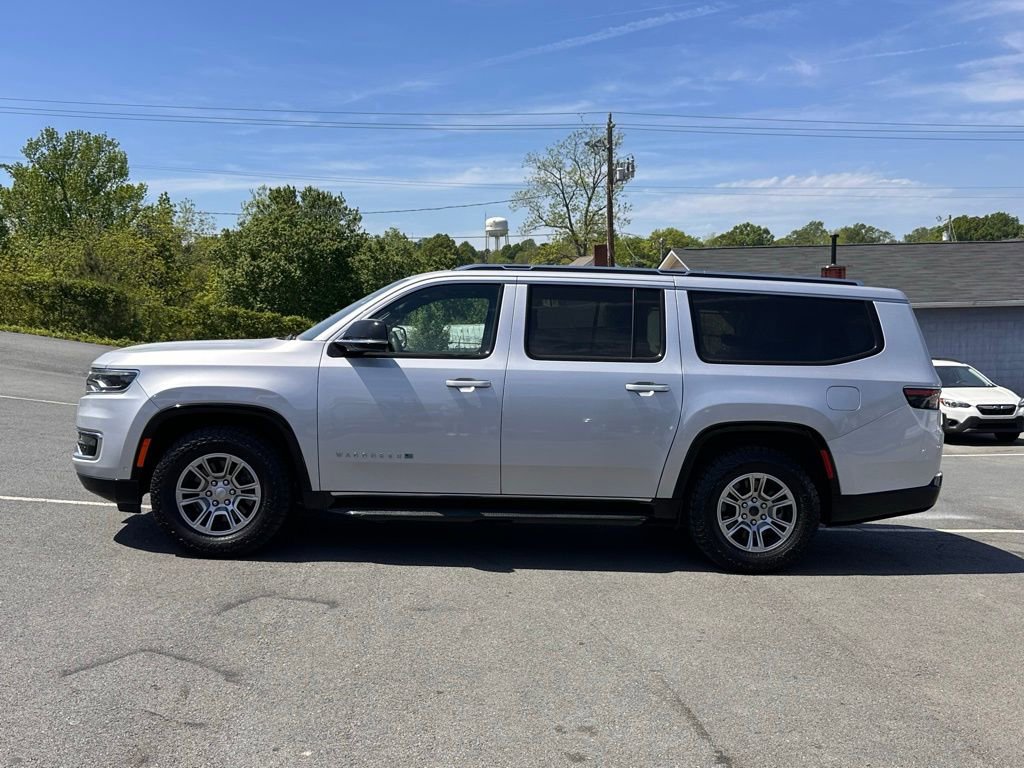 Used 2024 Jeep Wagoneer L 4WD image 3