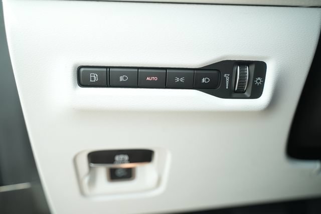 New 2026 Jeep Cherokee Limited AWD/4WD image 32