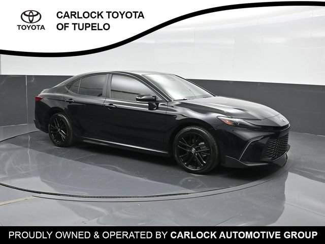 Used 2026 Toyota Camry SE w/ Multimedia Upgrade Package FWD image 6