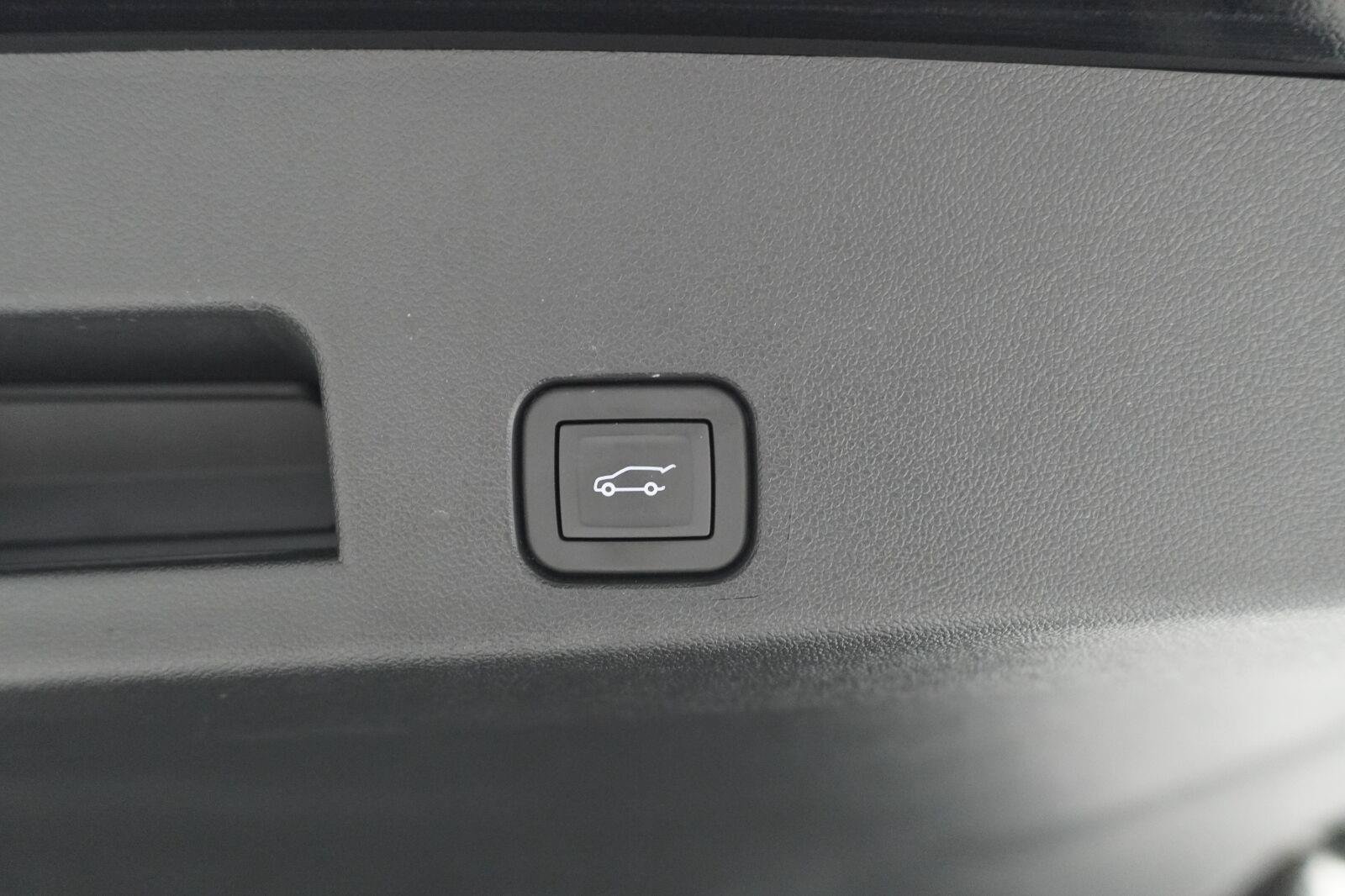 Used 2026 Chevrolet Traverse RS FWD image 37