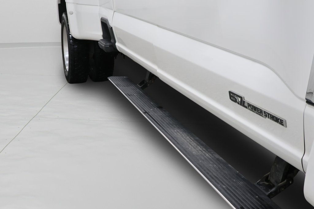 Used 2024 Ford F450 King Ranch w/ Chrome Package image 32