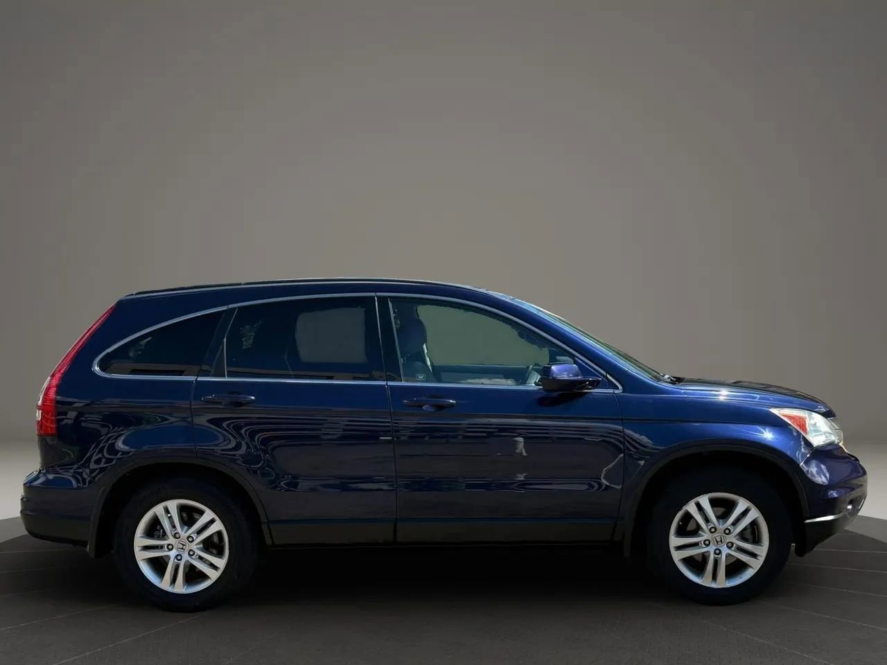 Used 2010 Honda CR-V EX-L image 5