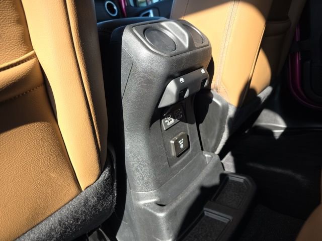 Used 2022 Jeep Wrangler Unlimited Sahara w/ Safety Group AWD/4WD image 37
