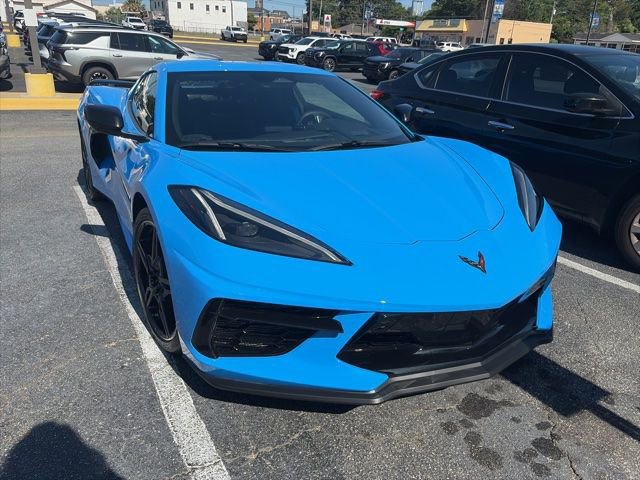 Used 2024 Chevrolet Corvette Stingray Preferred Cpe w/ Z51 Performance Package RWD image 3