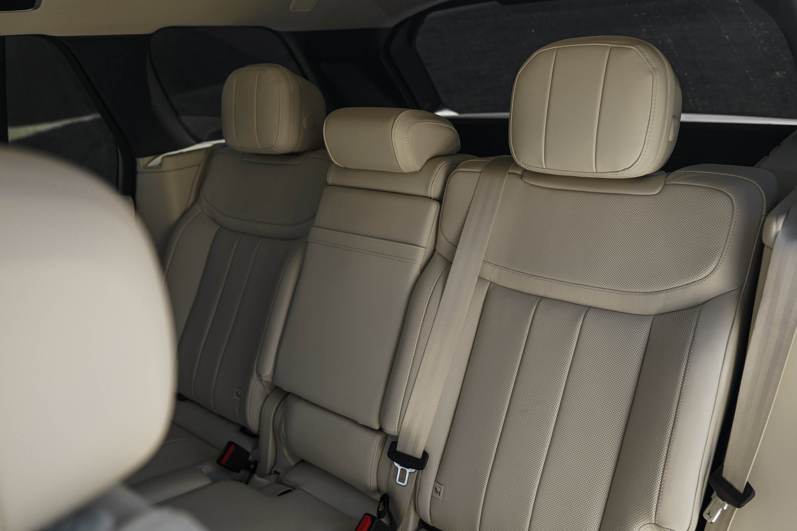 Used 2023 Land Rover Range Rover SE image 24