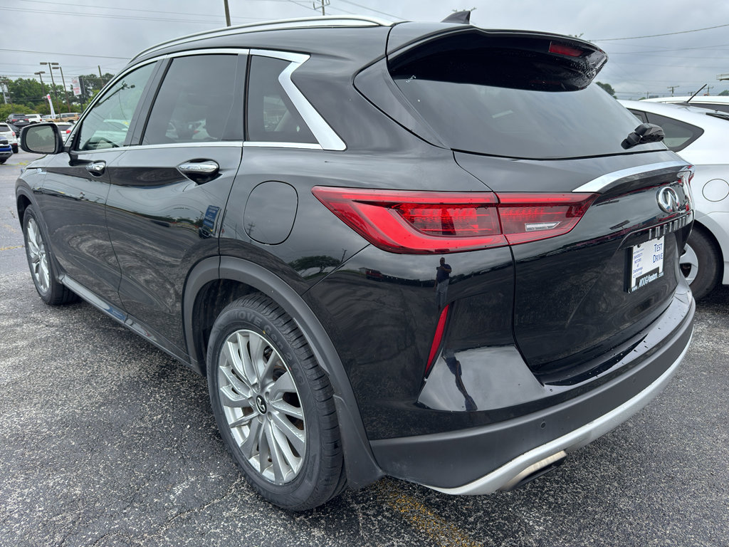 Used 2023 INFINITI QX50 Luxe FWD image 4