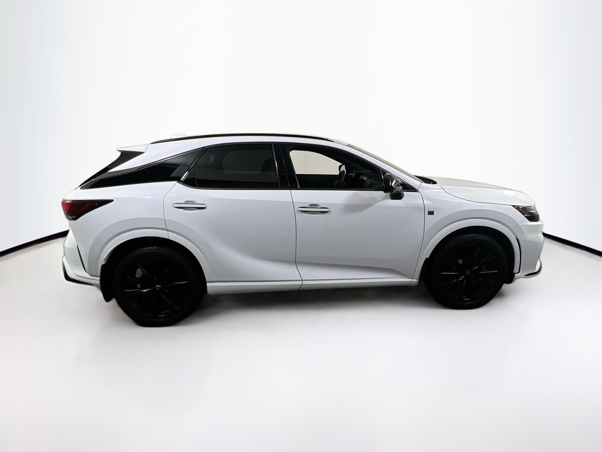 Used 2024 Lexus RX 500h F Sport w/ Convenience Package AWD/4WD image 4