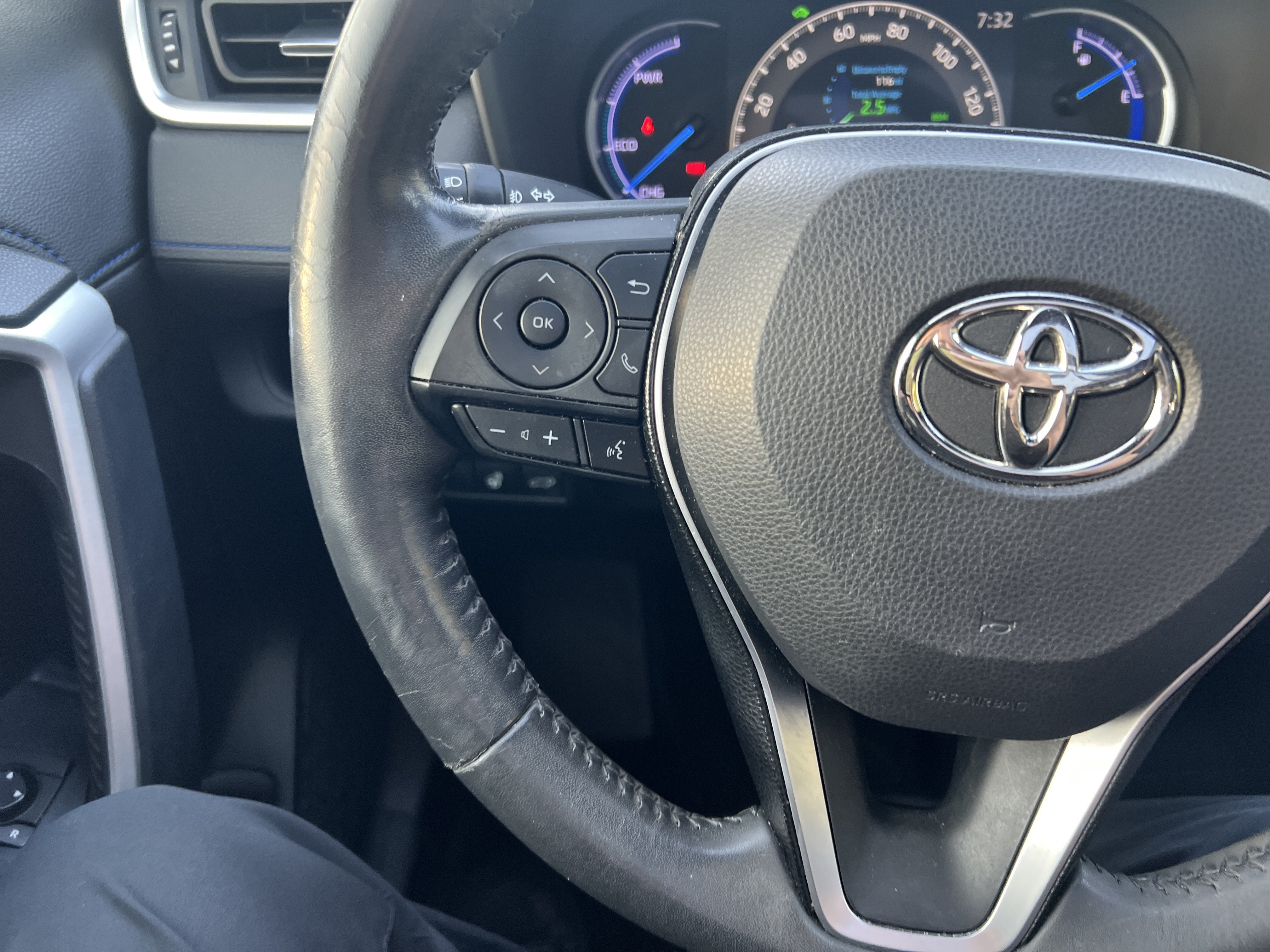 Used 2020 Toyota RAV4 XSE AWD/4WD image 16