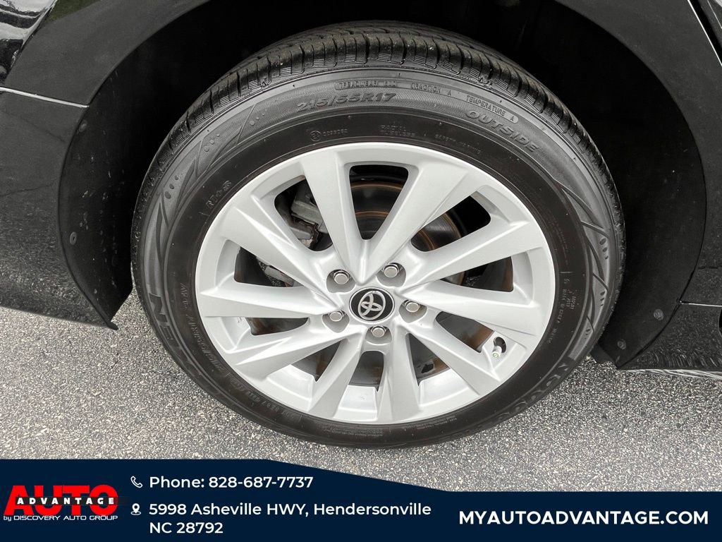 Used 2021 Toyota Camry LE FWD image 29