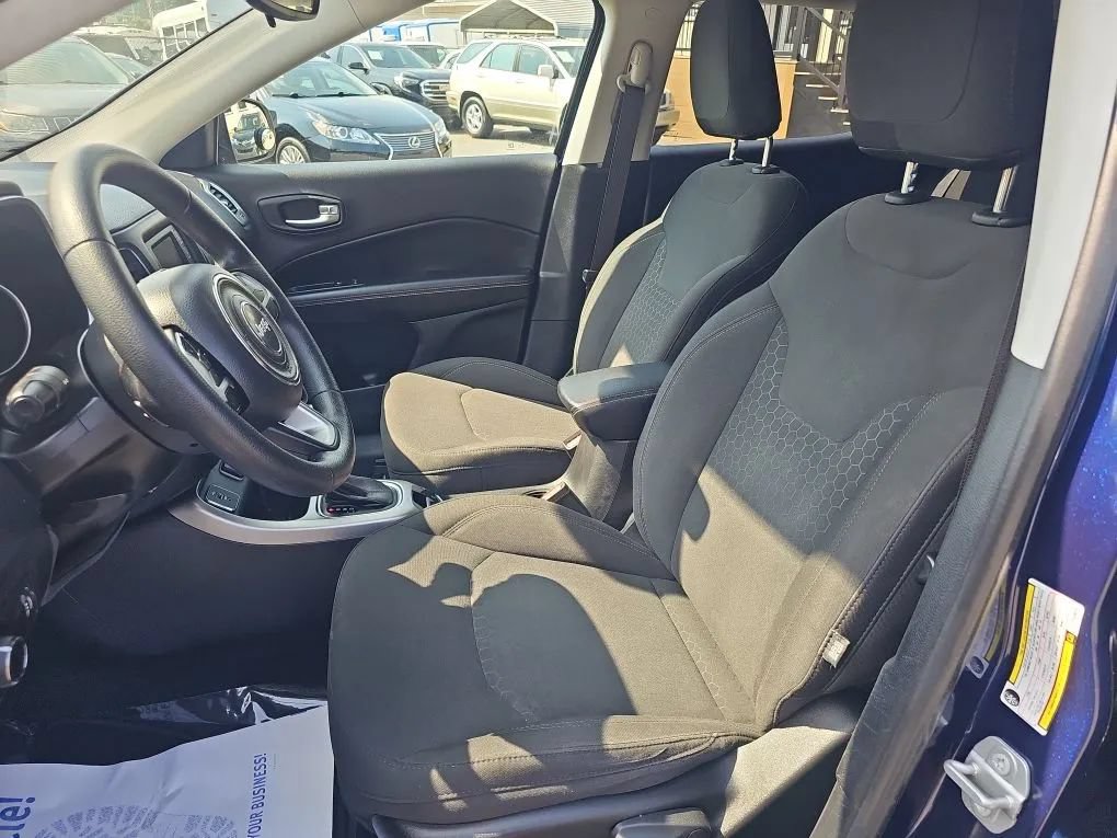 Used 2018 Jeep Compass Sport FWD image 13