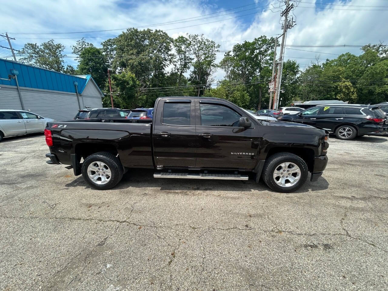 Used 2018 Chevrolet Silverado 1500 LT w/ All Star Edition AWD/4WD image 12