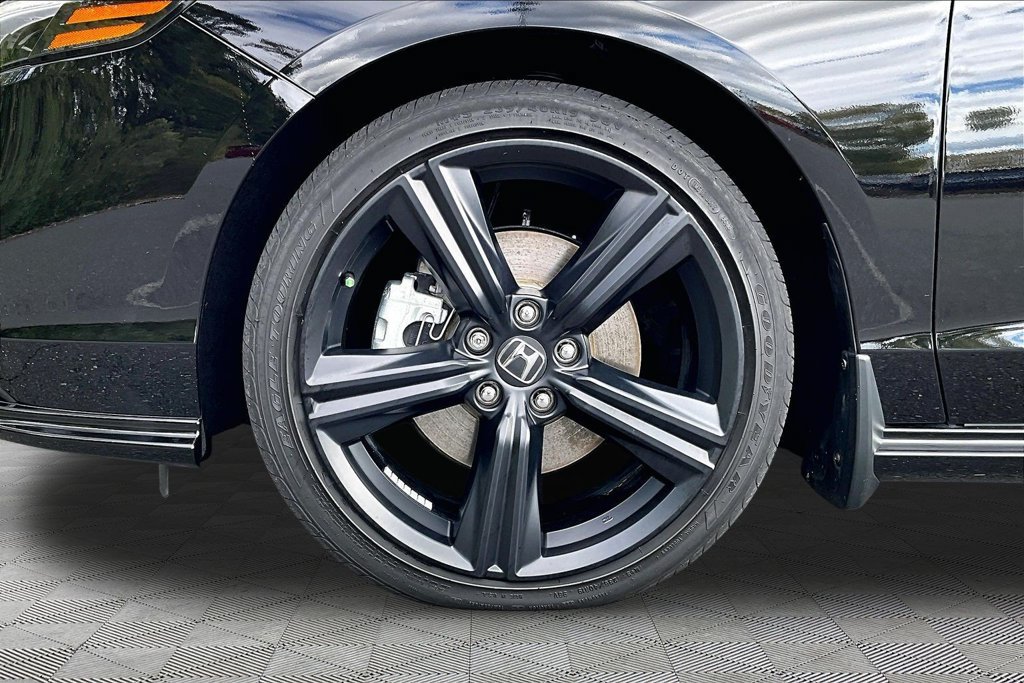 Used 2024 Honda Accord Sport image 24