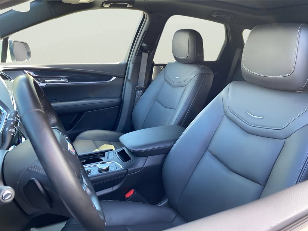 Certified 2024 Cadillac XT5 Premium Luxury AWD/4WD image 12