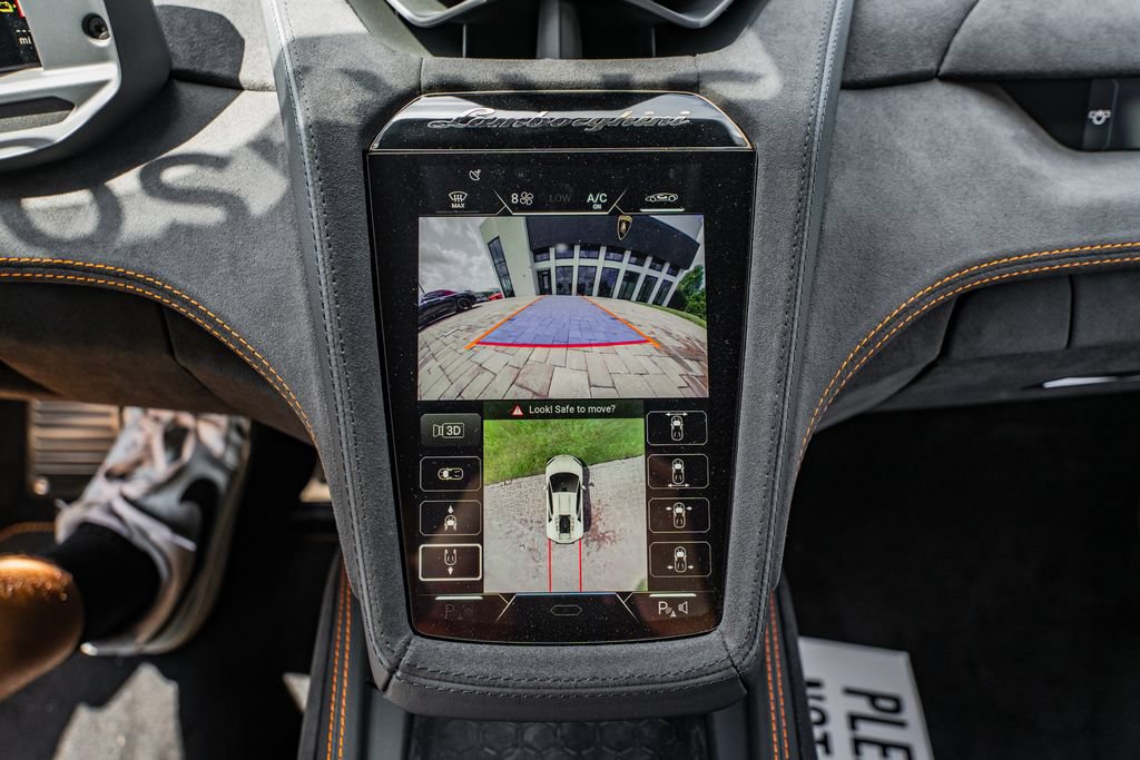 Used 2026 Lamborghini Temerario AWD/4WD image 26