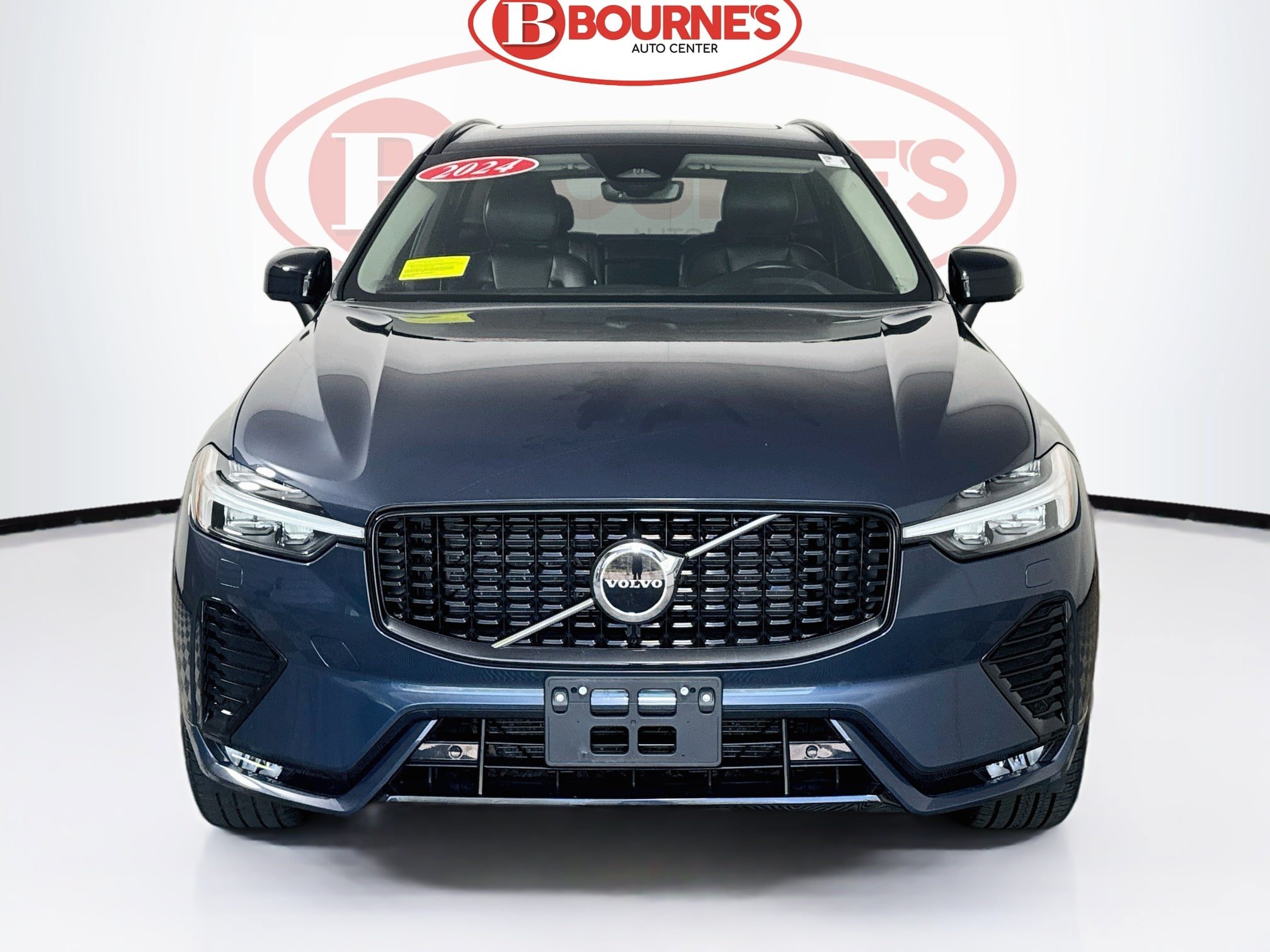 Used 2024 Volvo XC60 B5 Core w/ Protection Package Premier AWD/4WD image 6