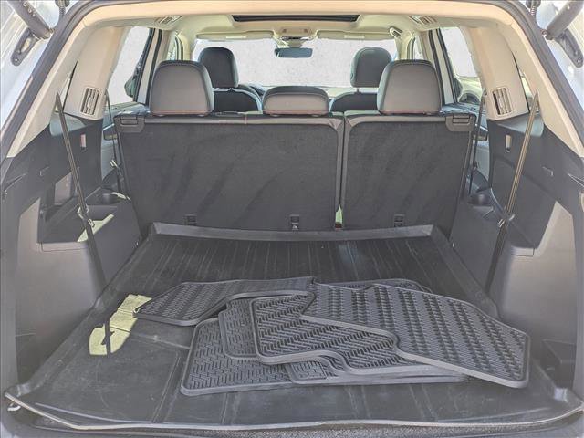 Used 2024 Volkswagen Atlas Peak Edition SE AWD/4WD image 6