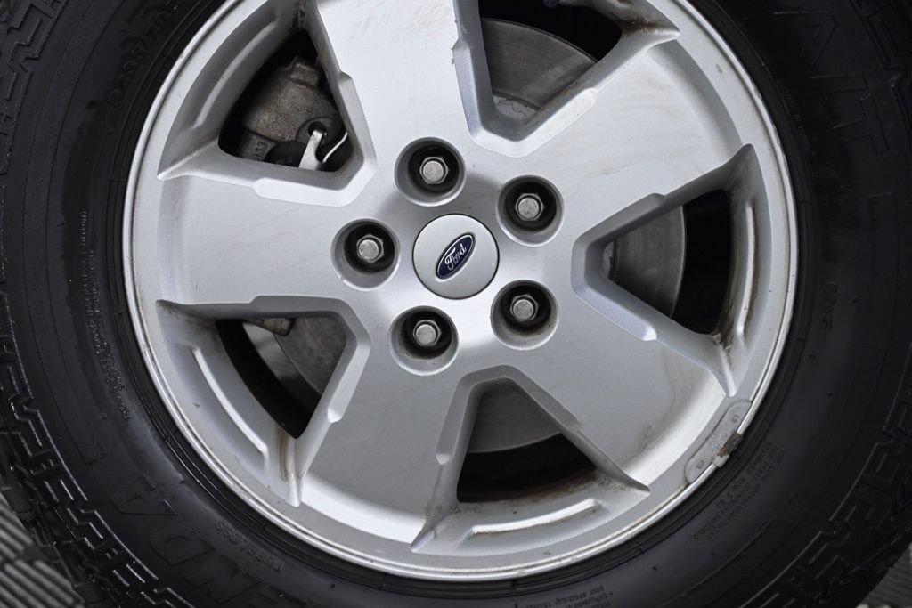 Used 2009 Ford Escape XLT AWD/4WD image 28