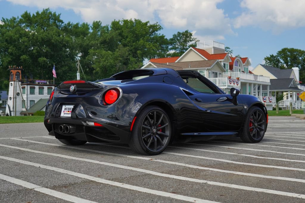 Used 2019 Alfa Romeo 4C Spider RWD image 15