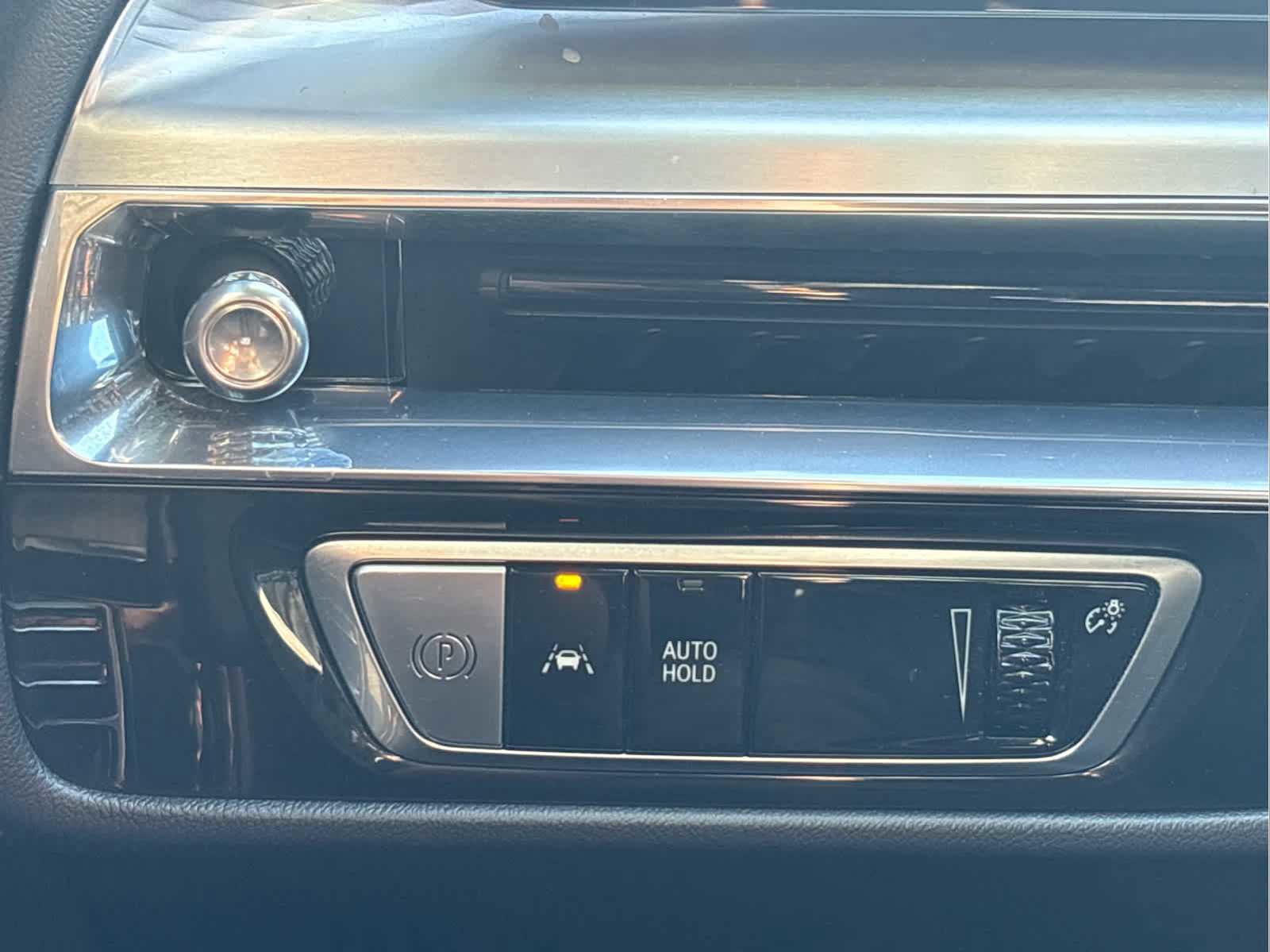 Used 2024 Cadillac Lyriq Luxury image 30