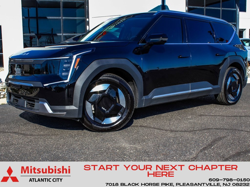 Used 2025 Kia EV9 Wind