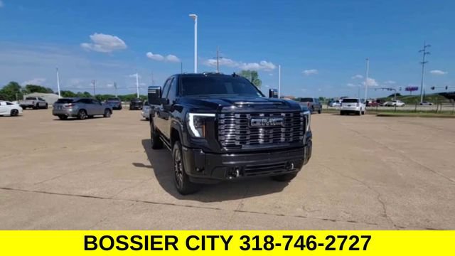 Certified 2025 GMC Sierra 2500 Denali Ultimate w/ Max Trailering Package AWD/4WD image 3