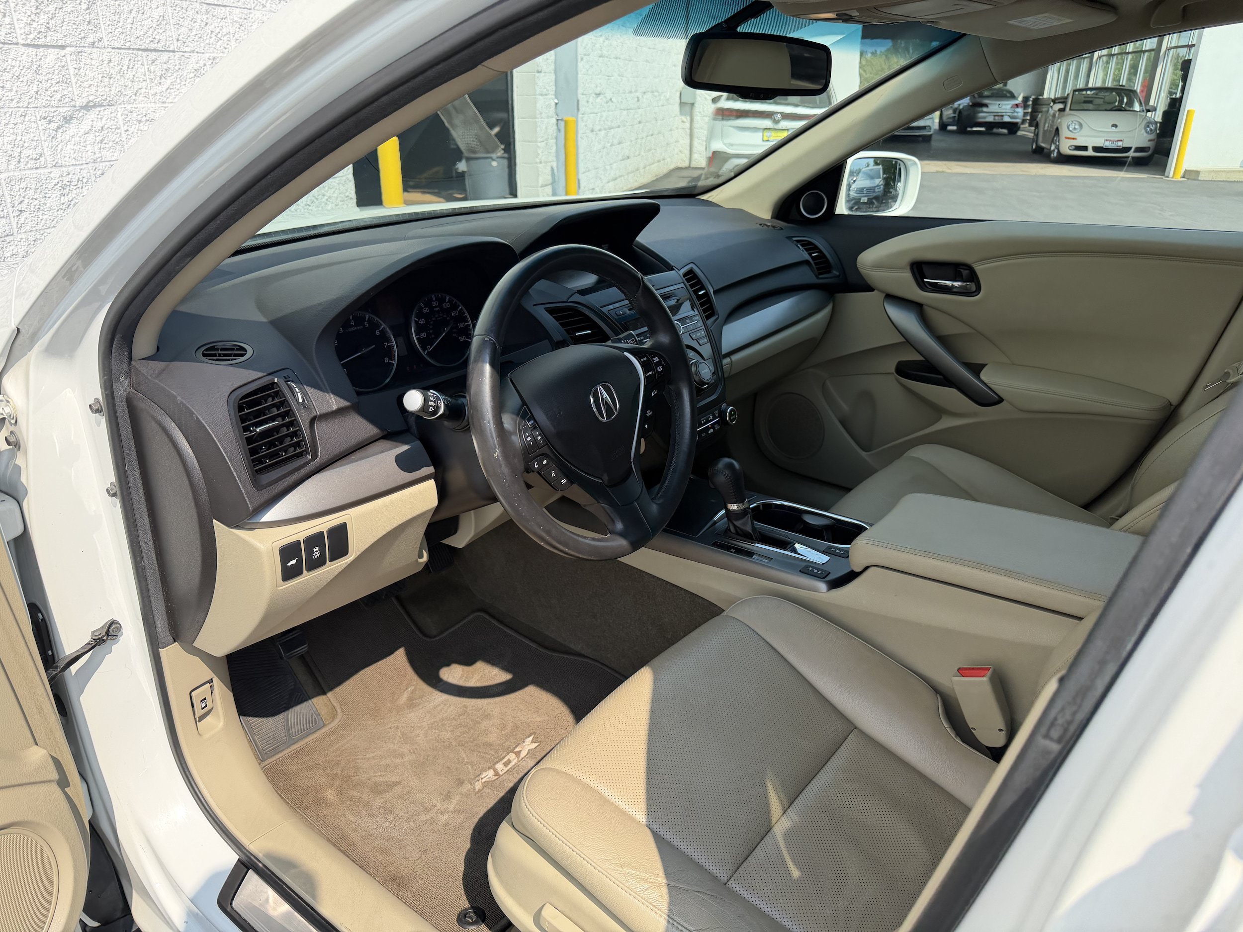 Used 2014 Acura RDX w/ Technology Package AWD/4WD image 10