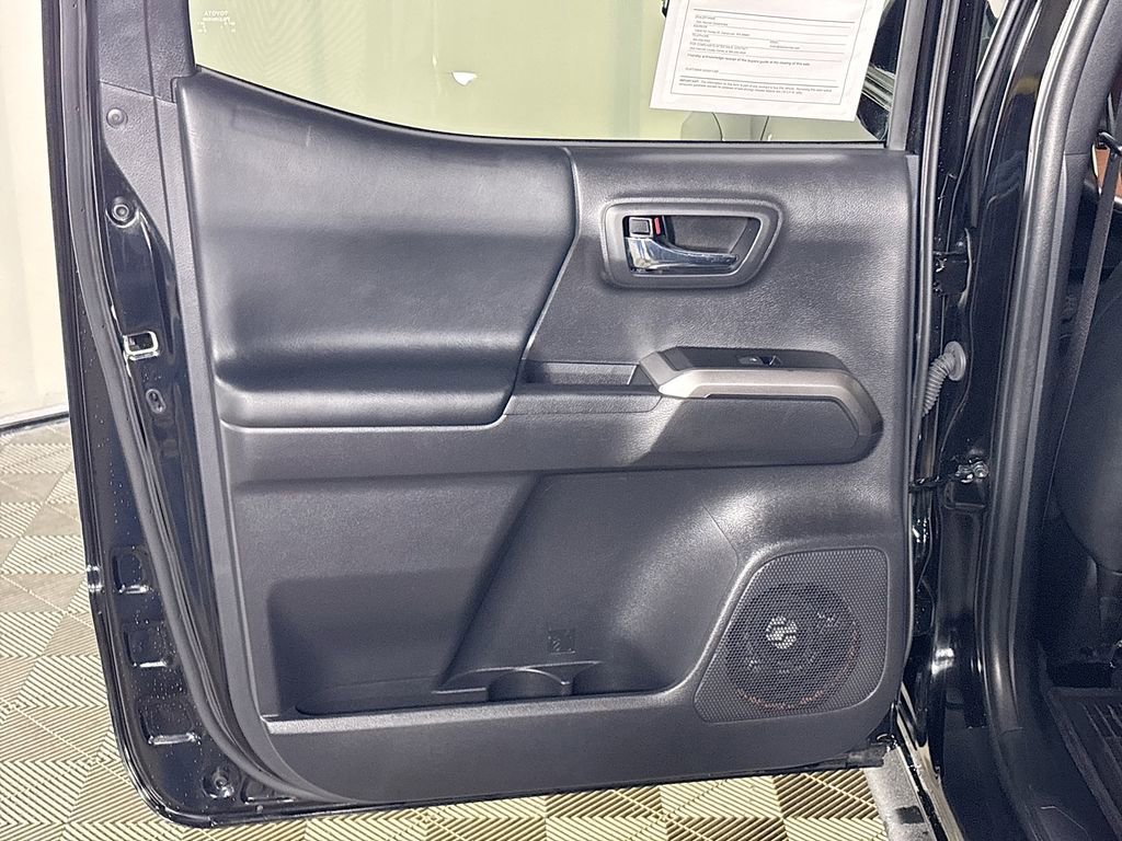 Used 2023 Toyota Tacoma Limited image 19