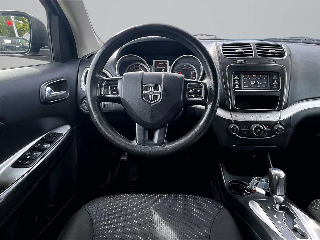 Used 2019 Dodge Journey SE FWD image 6