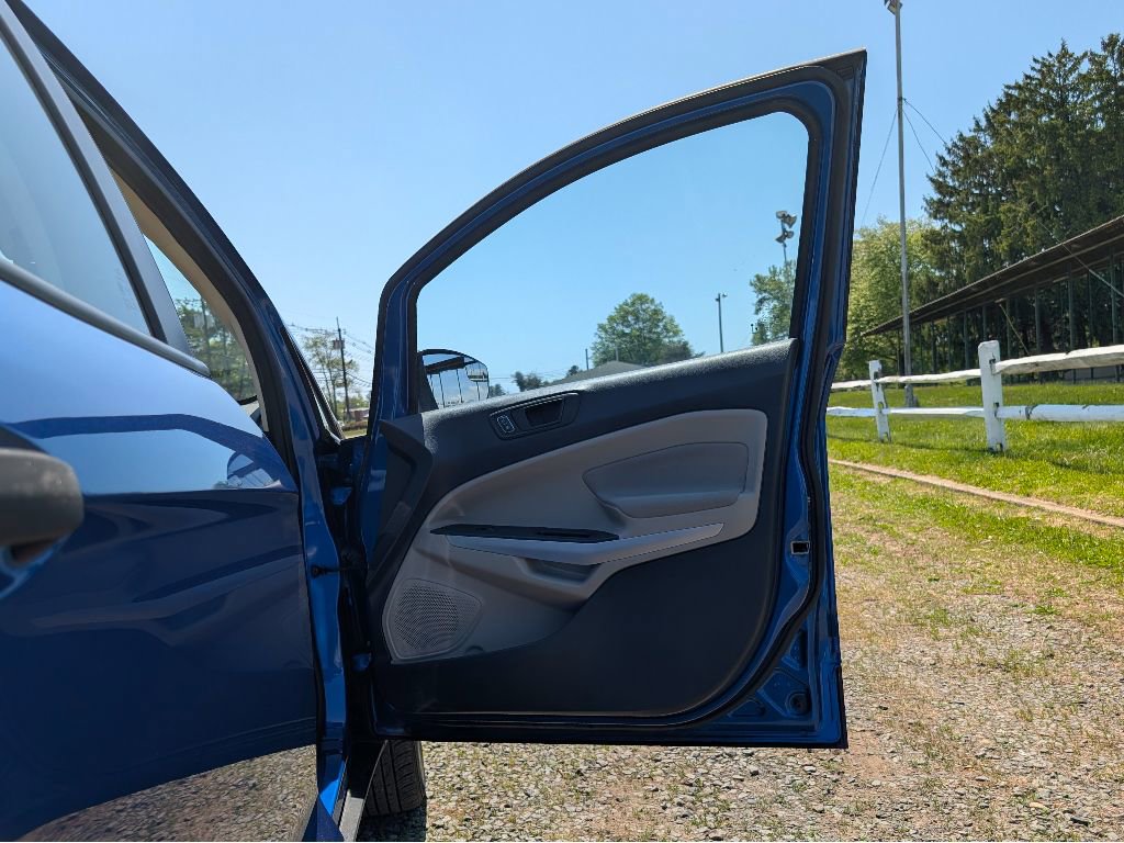 Used 2021 Ford EcoSport S FWD image 14