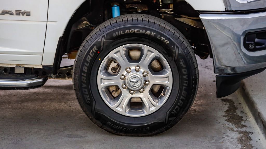 Used 2024 RAM 2500 Big Horn w/ Off Road Package image 11