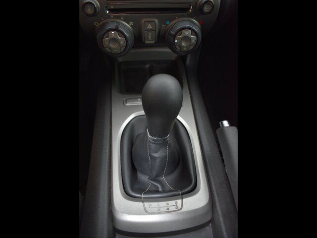 Used 2015 Chevrolet Camaro LS RWD image 10