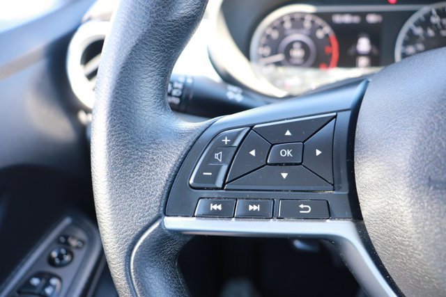 Used 2025 Nissan Versa SV FWD image 17