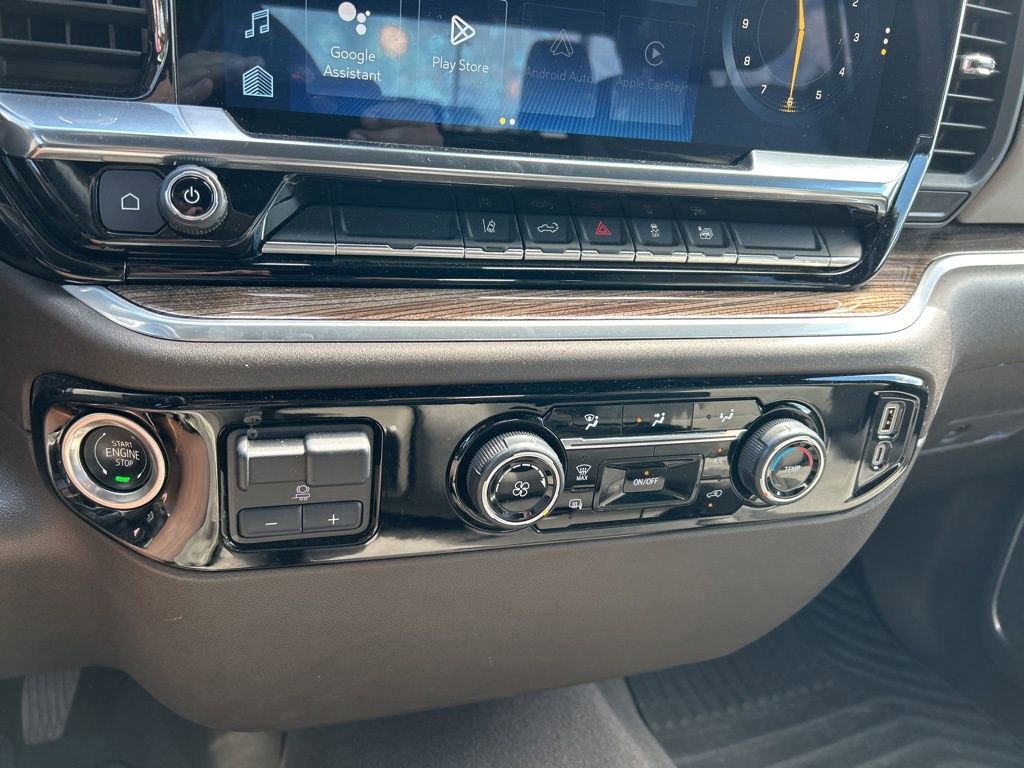 Used 2024 Chevrolet Silverado 2500 LT image 28