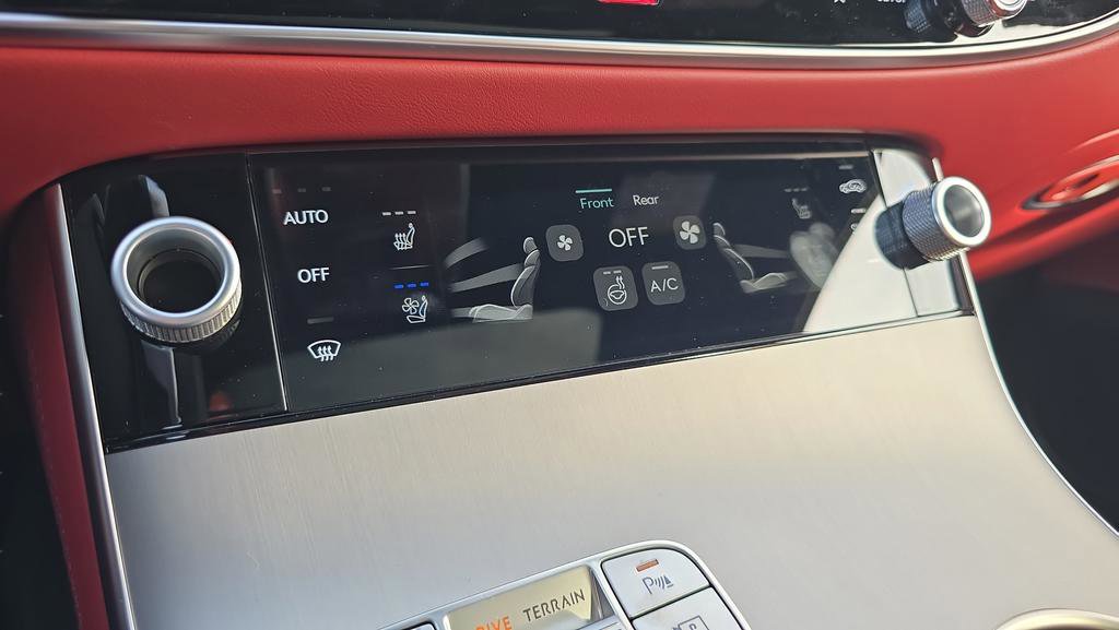 New 2026 Genesis GV70 3.5T Sport Advanced AWD/4WD image 15