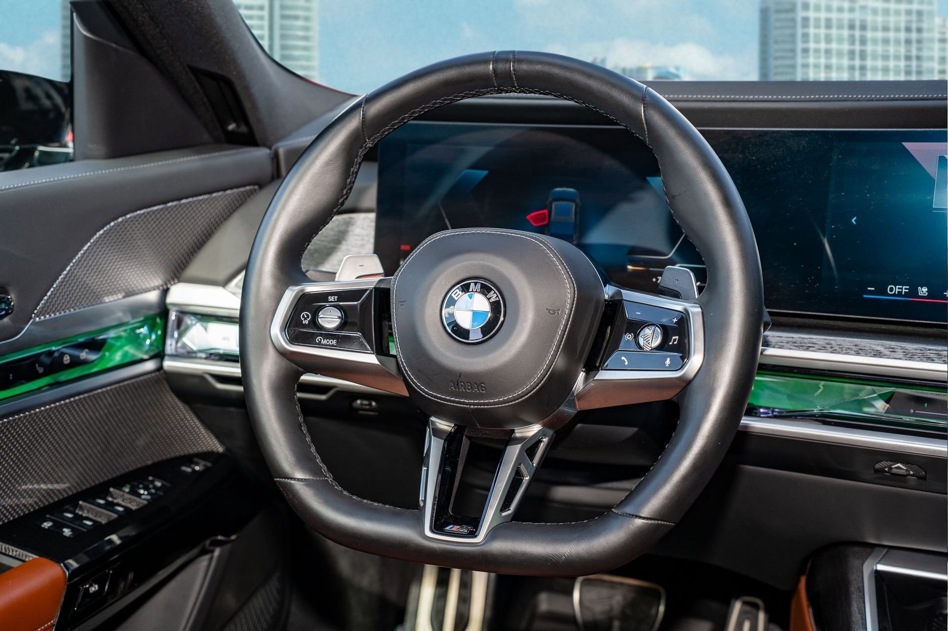 Used 2023 BMW 740i w/ Executive Package image 22