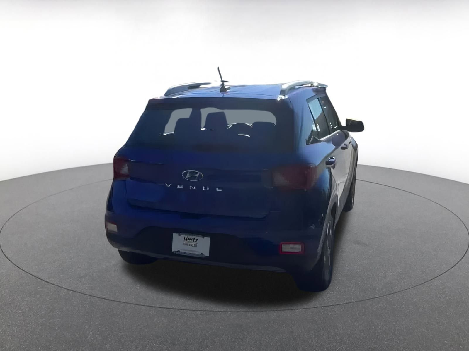 Used 2025 Hyundai Venue SEL image 12