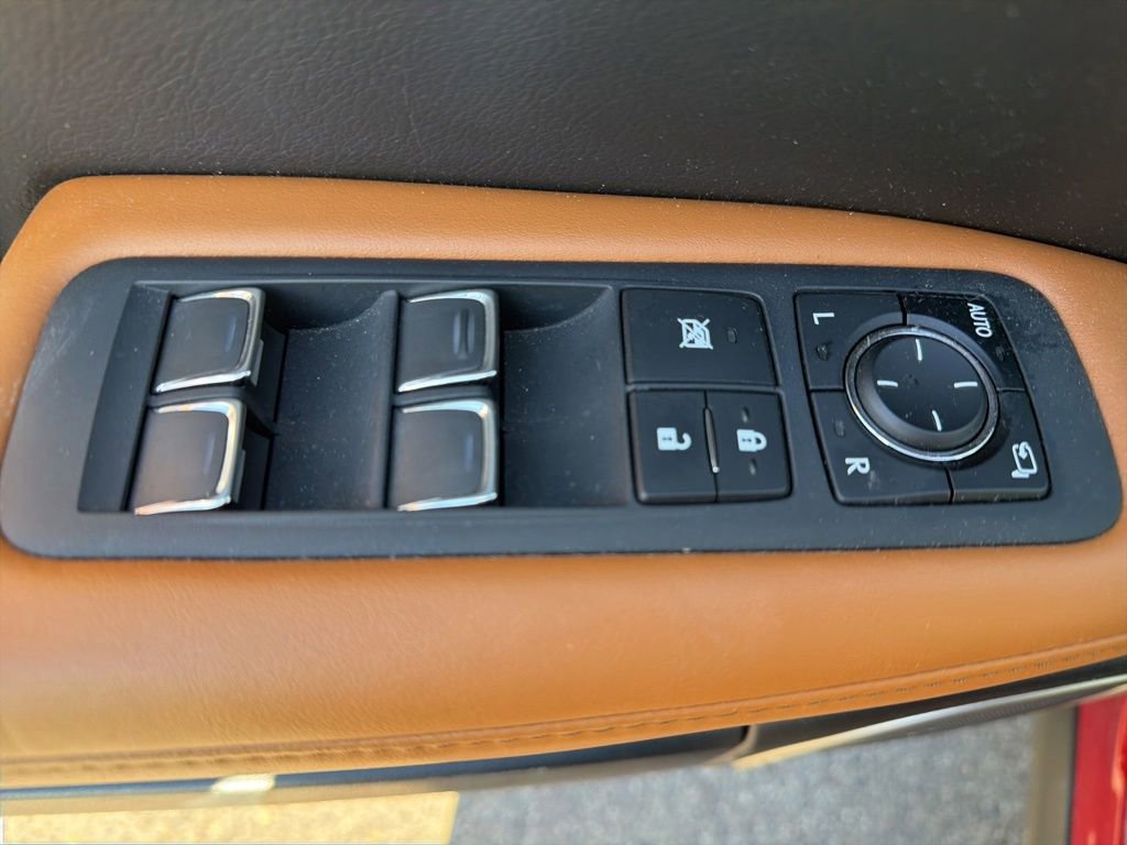 Used 2021 Lexus RX 350L Premium w/ Premium Package AWD/4WD image 34