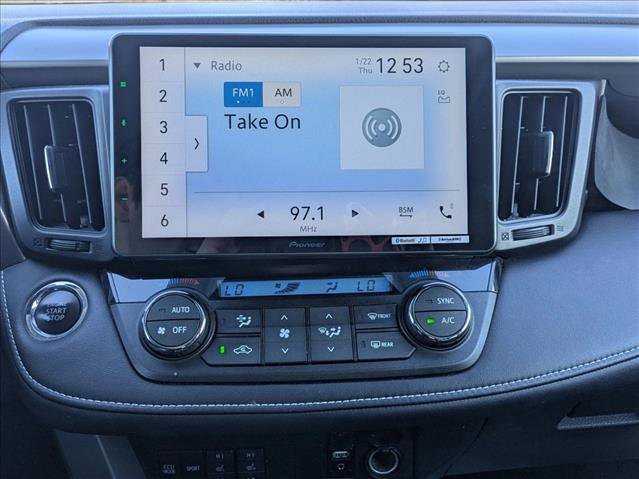 Used 2016 Toyota RAV4 Limited image 14