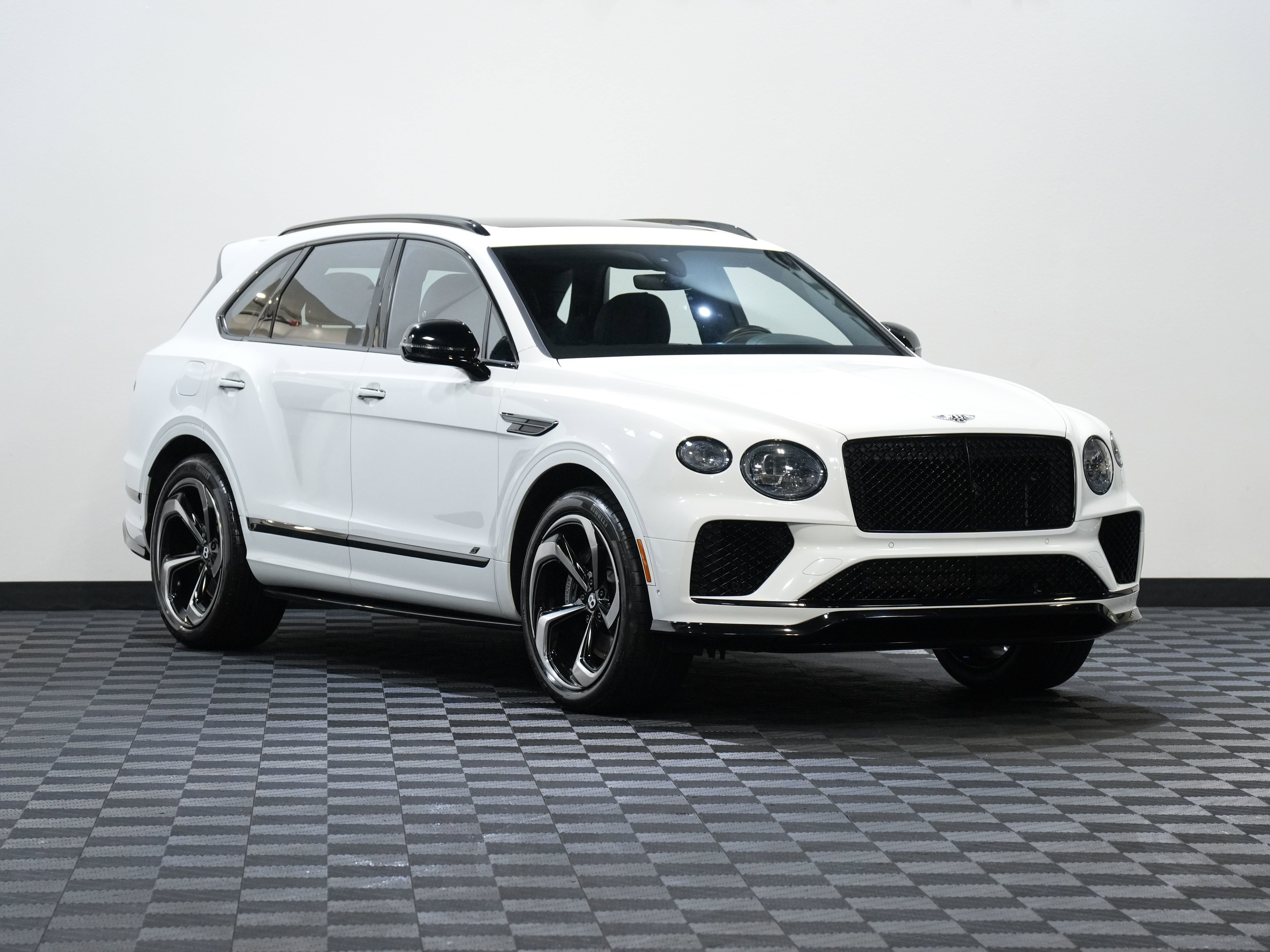 Used 2022 Bentley Bentayga image 5