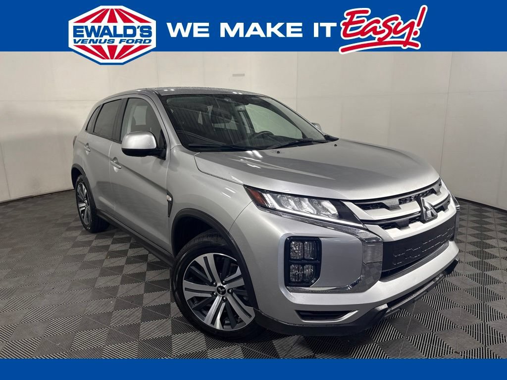 Used 2025 Mitsubishi Outlander Sport AWD image 1