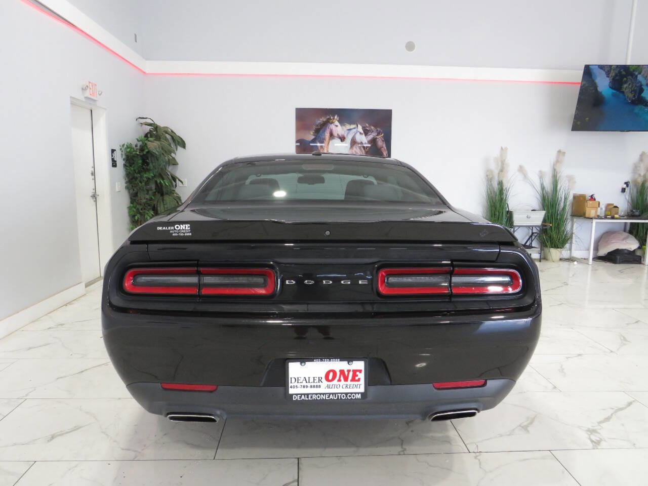 Used 2019 Dodge Challenger SXT AWD/4WD image 4