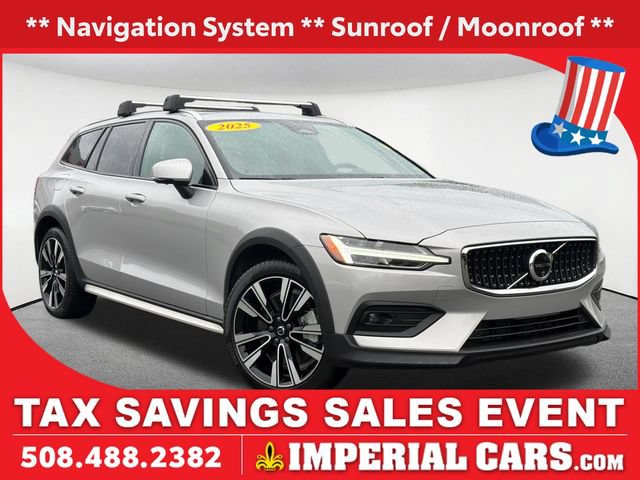Used 2025 Volvo V60 B5 Cross Country Ultra w/ Protection Package Premier