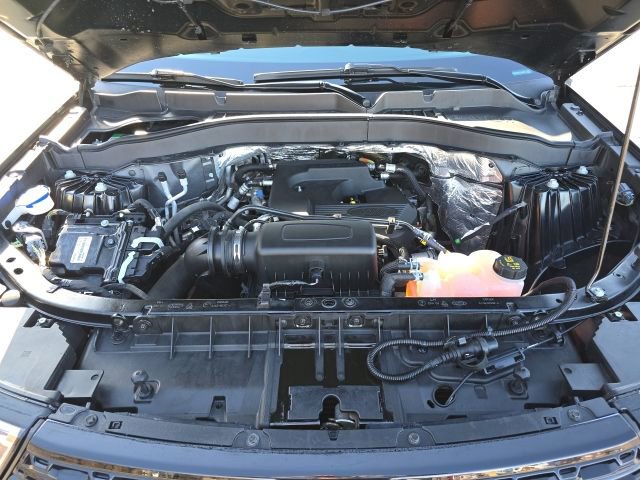Used 2020 Ford Explorer XLT w/ Equipment Group 202A image 25