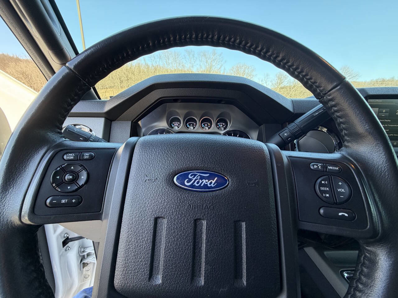Used 2016 Ford F350 Lariat w/ Lariat Ultimate Package AWD/4WD image 32