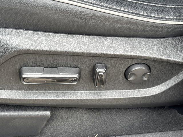 Used 2025 Honda Pilot Elite image 22