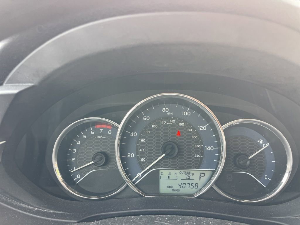 Used 2015 Toyota Corolla LE FWD image 10