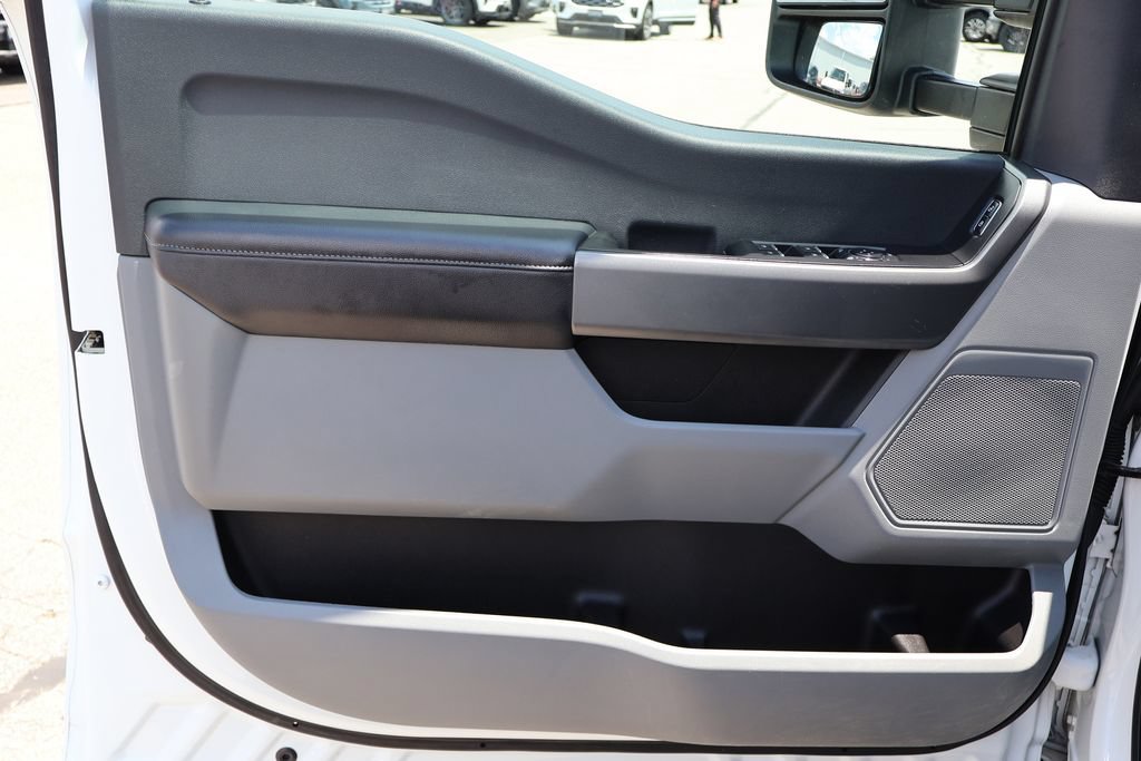 Used 2025 Ford F350 XLT AWD/4WD image 14